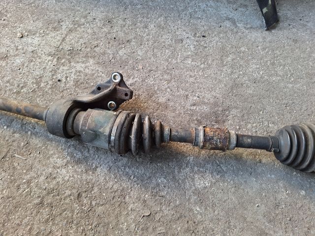 bontott MAZDA PREMACY Jobb Féltengely