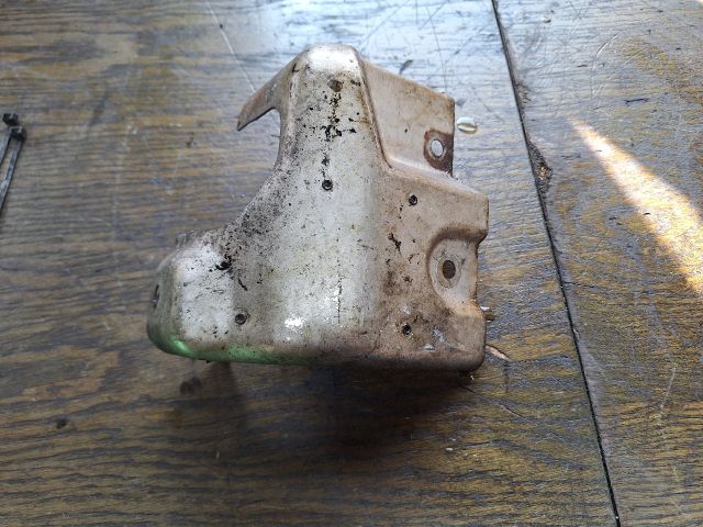 bontott MAZDA PREMACY Katalizátor Hővédő Lemez