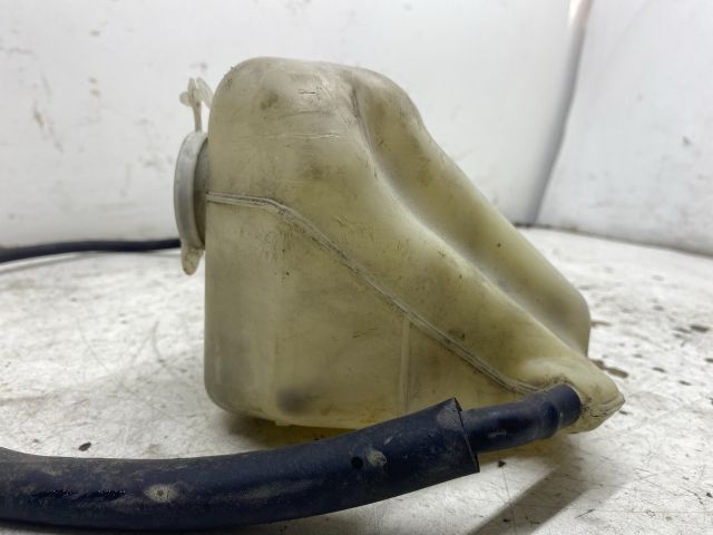 bontott MAZDA PREMACY Kiegyenlítő Tartály