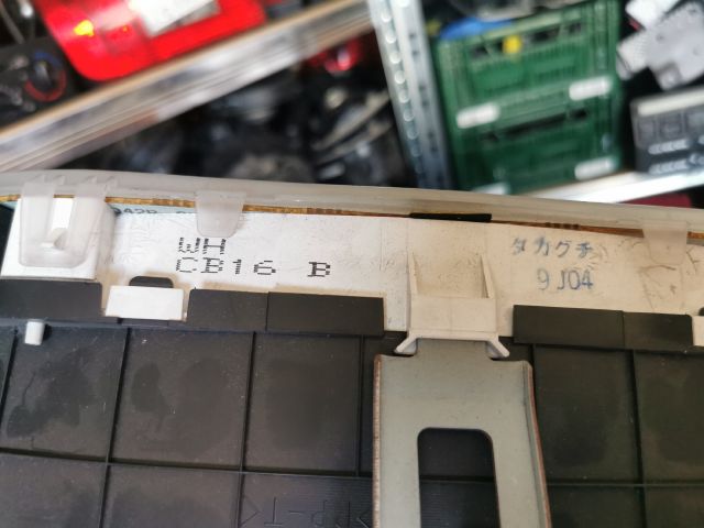 bontott MAZDA PREMACY Kilométeróra