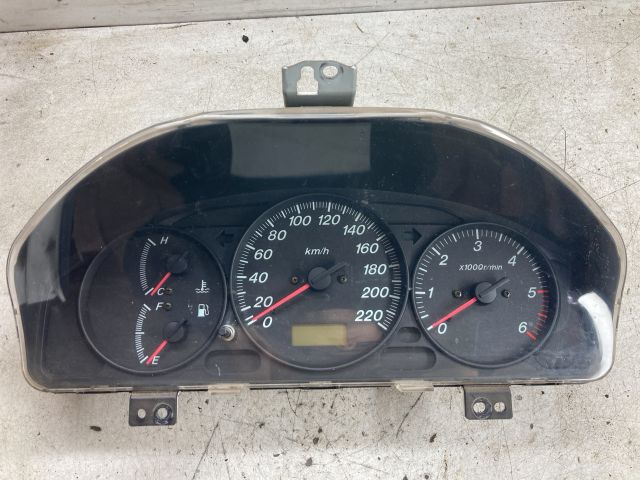 bontott MAZDA PREMACY Kilométeróra
