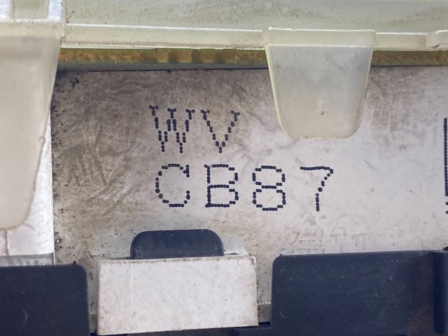 bontott MAZDA PREMACY Kilométeróra