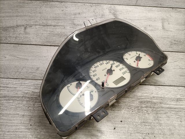 bontott MAZDA PREMACY Kilométeróra