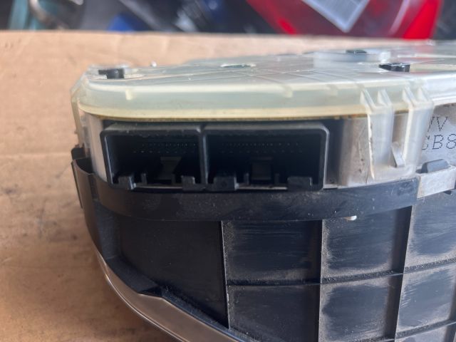 bontott MAZDA PREMACY Kilométeróra