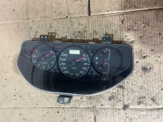 bontott MAZDA PREMACY Kilométeróra
