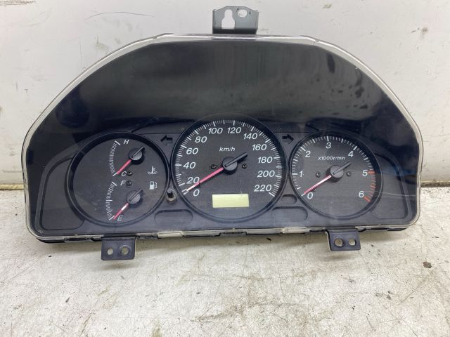 bontott MAZDA PREMACY Kilométeróra