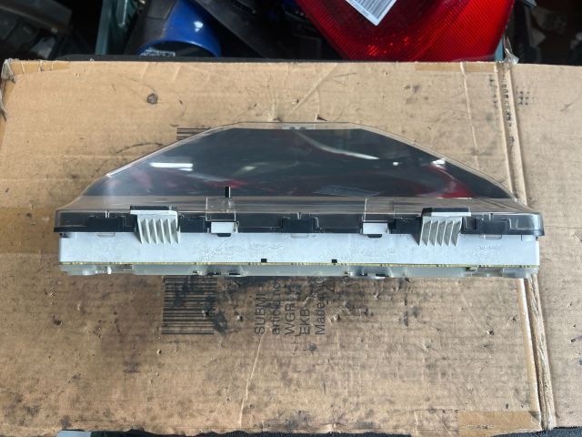 bontott MAZDA PREMACY Kilométeróra