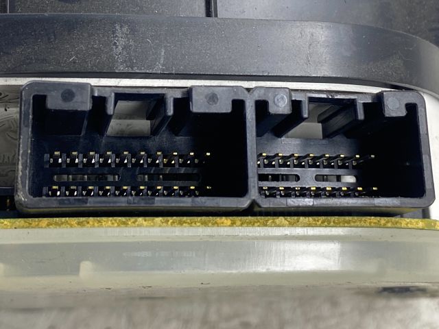 bontott MAZDA PREMACY Kilométeróra