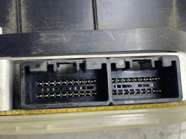 bontott MAZDA PREMACY Kilométeróra