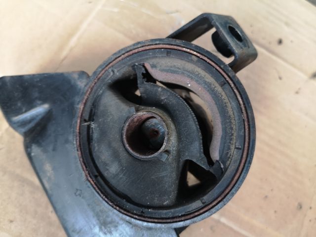 bontott MAZDA PREMACY Motor Tartó Bak (Fém)