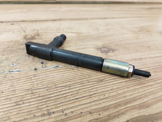 bontott MAZDA PREMACY Porlasztó (1 db)