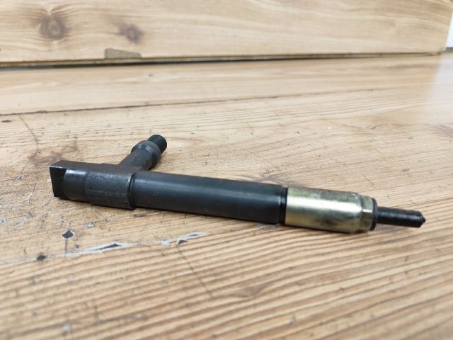 bontott MAZDA PREMACY Porlasztó (1 db)