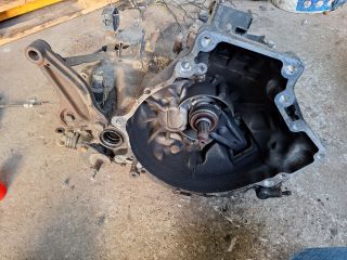 bontott MAZDA PREMACY Váltó (Mechanikus)