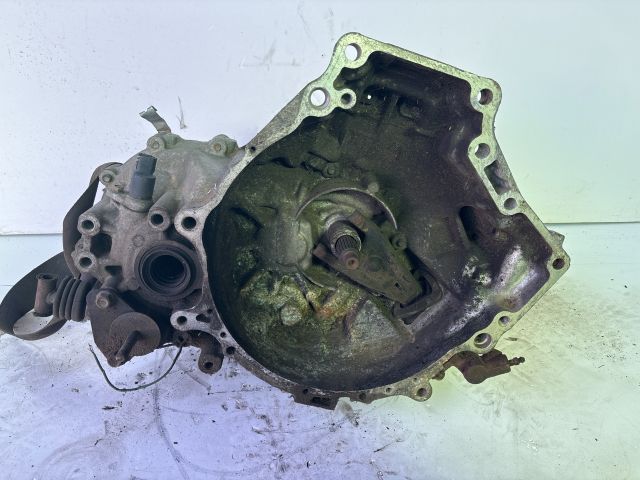 bontott MAZDA PREMACY Váltó (Mechanikus)