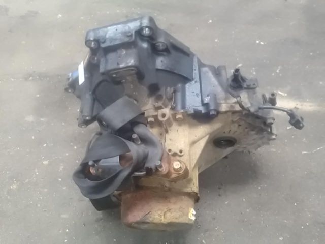 bontott MAZDA PREMACY Váltó (Mechanikus)