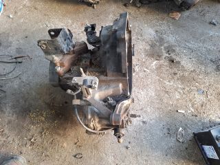 bontott MAZDA PREMACY Váltó (Mechanikus)