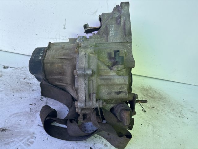 bontott MAZDA PREMACY Váltó (Mechanikus)