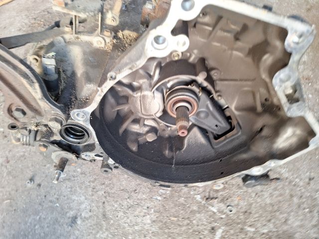 bontott MAZDA PREMACY Váltó (Mechanikus)