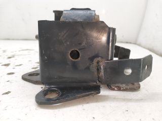 bontott MAZDA PREMACY Váltó Tartó Bak (Pozíciófüggetlen)