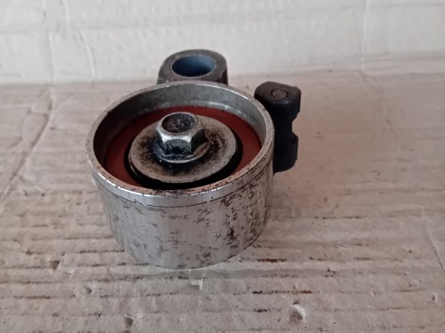 bontott MAZDA PREMACY Vezérlés Lánc / Szíj Feszítő Görgő