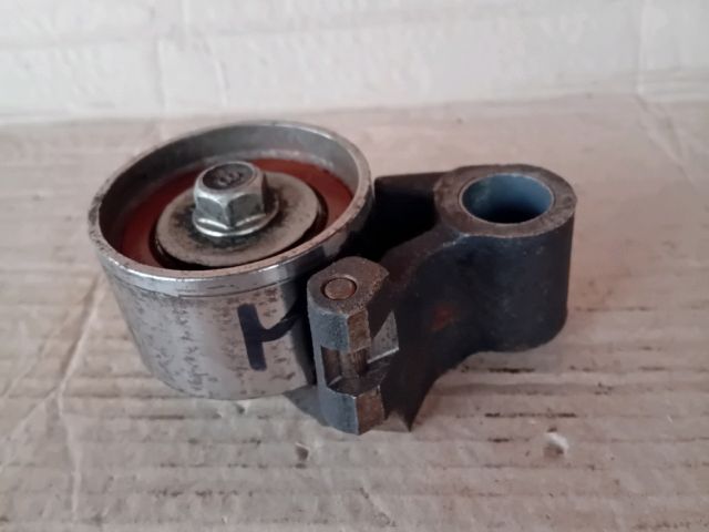 bontott MAZDA PREMACY Vezérlés Lánc / Szíj Feszítő Görgő