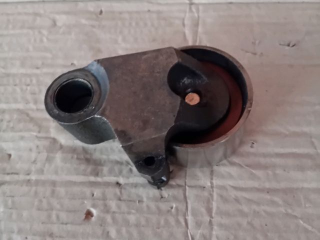 bontott MAZDA PREMACY Vezérlés Lánc / Szíj Feszítő Görgő