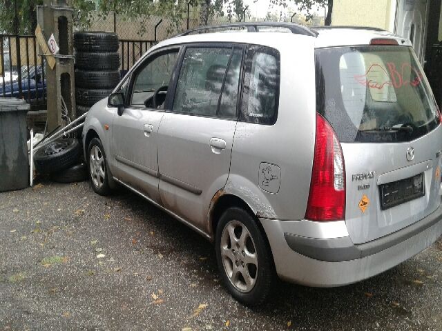 bontott MAZDA PREMACY Vízhűtő Radiátor (Klímás)