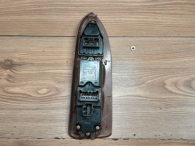 bontott MAZDA PREMACY Ablakemelő és Tükör Kapcsoló