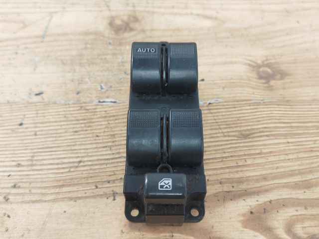 bontott MAZDA PREMACY Ablakemelő Kapcsoló Négyes / Kettes