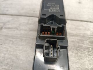 bontott MAZDA PREMACY Ablakemelő Kapcsoló Négyes / Kettes