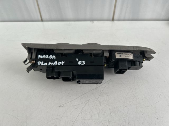 bontott MAZDA PREMACY Ablakemelő Kapcsoló Négyes / Kettes