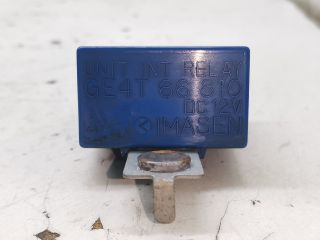 bontott MAZDA PREMACY Ablaktörlő Relé