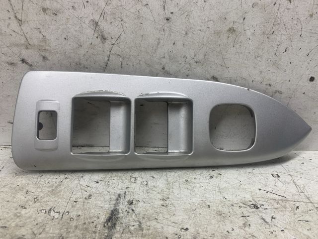 bontott MAZDA PREMACY Bal első Ablakemelő Kapcsoló Keret