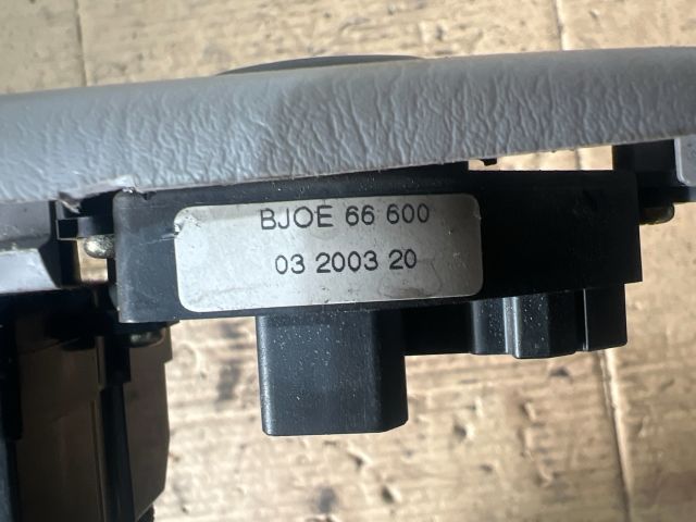 bontott MAZDA PREMACY Bal első Ablakemelő Kapcsoló