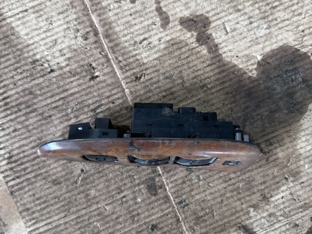 bontott MAZDA PREMACY Bal első Ablakemelő Kapcsoló