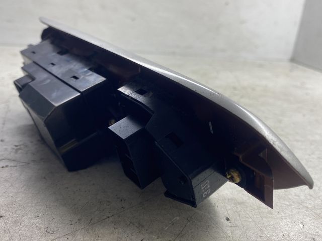 bontott MAZDA PREMACY Bal első Ablakemelő Kapcsoló