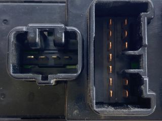 bontott MAZDA PREMACY Bal első Ablakemelő Kapcsoló