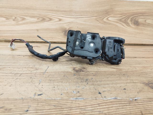 bontott MAZDA PREMACY Bal első Ajtózár