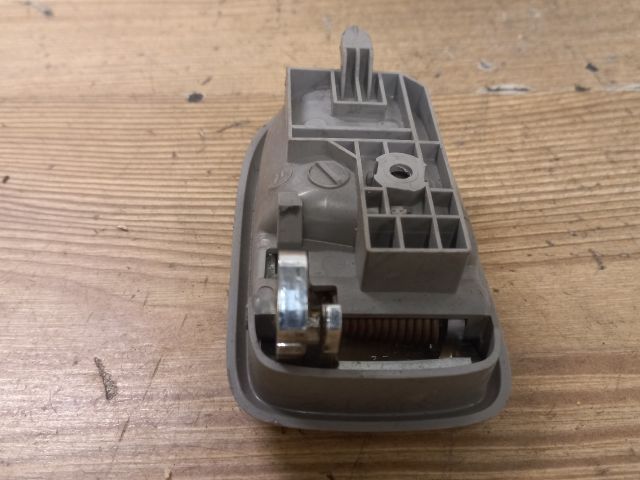 bontott MAZDA PREMACY Bal első Belső Kilincs