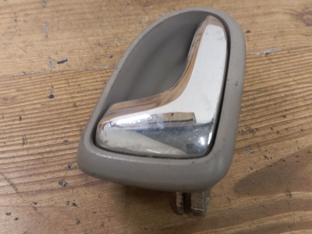 bontott MAZDA PREMACY Bal első Belső Kilincs