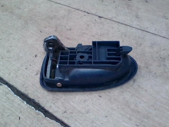 bontott MAZDA PREMACY Bal első Belső Kilincs