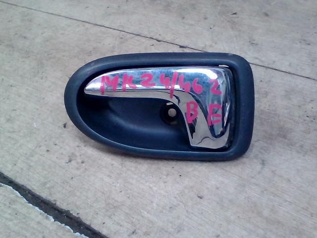 bontott MAZDA PREMACY Bal első Belső Kilincs