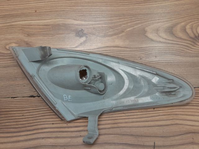 bontott MAZDA PREMACY Bal első Irányjelző