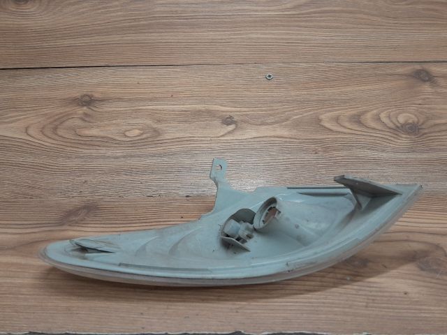 bontott MAZDA PREMACY Bal első Irányjelző