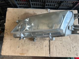 bontott MAZDA PREMACY Bal Fényszóró