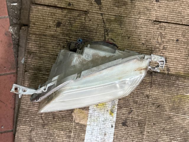 bontott MAZDA PREMACY Bal Fényszóró