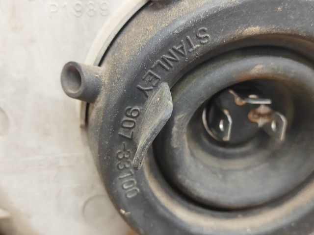 bontott MAZDA PREMACY Bal Fényszóró