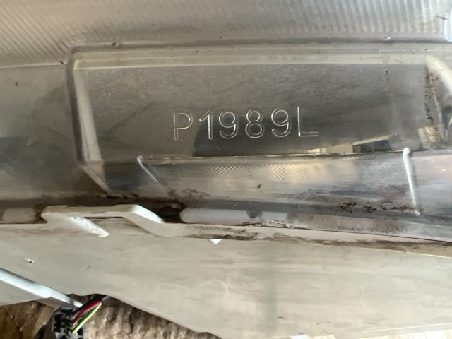 bontott MAZDA PREMACY Bal Fényszóró