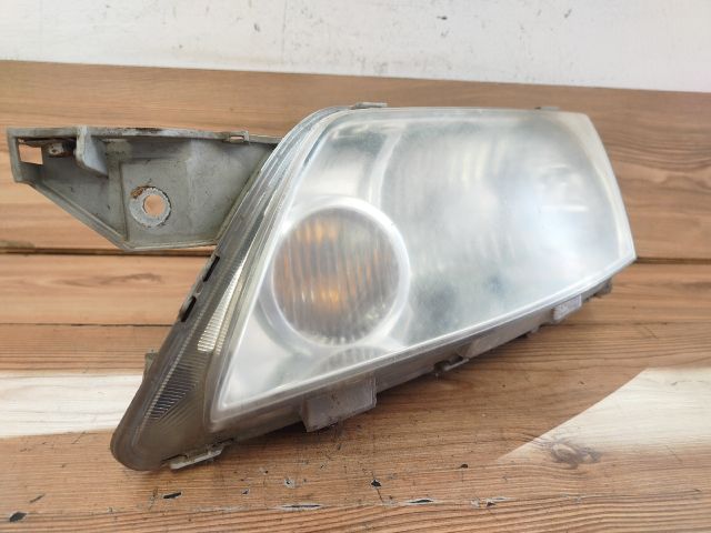 bontott MAZDA PREMACY Bal Fényszóró