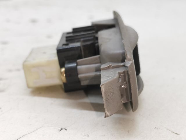 bontott MAZDA PREMACY Bal hátsó Ablakemelő Kapcsoló